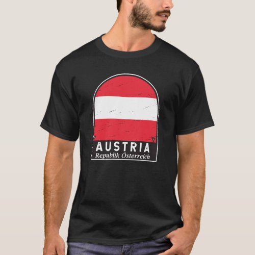 Austria Flag Emblem Distressed Vintage T_Shirt