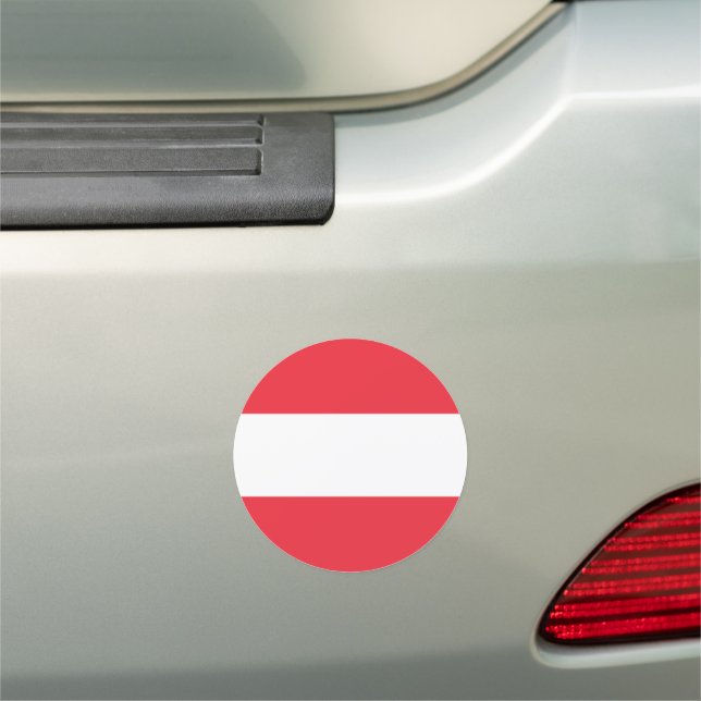 Austrian flag car magnet (In Situ)