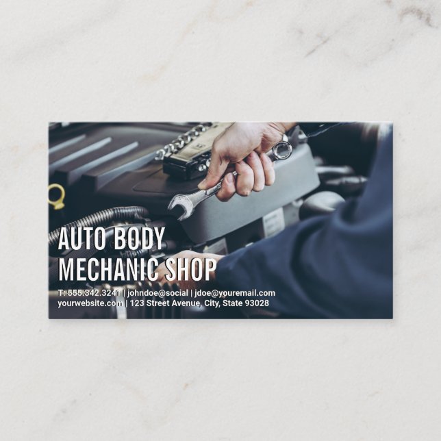 Auto Body Shop | Mechanic Working Business Card (Front)