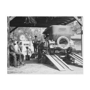 Automobile Service Station, 1924. Vintage Photo Postcard