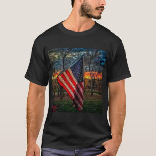 Autumn American Flag  #USAPatriotGraphics  © T-Shirt