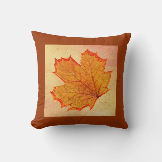 Autumn leaf pillow (Front)