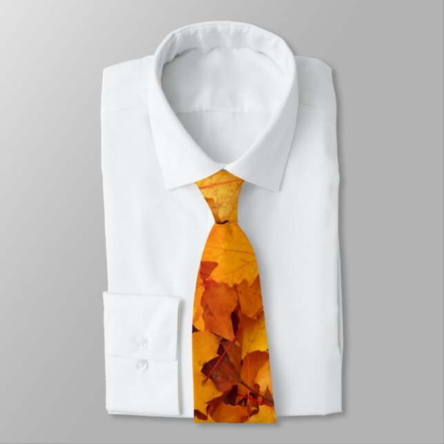Autumn leaves neck tie (Tied)
