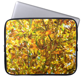 Autumn leaves pattern laptop sleeve