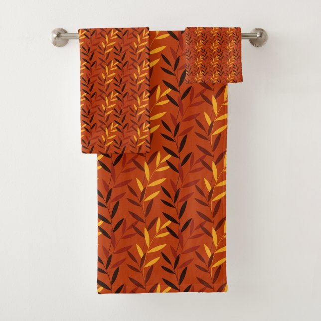Autumn Leaves Pattern - Warm Fall Foliage Design Bath Towel Set (Insitu)