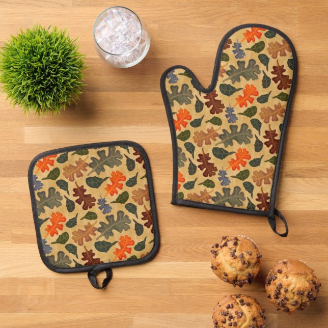 Autumn Oak Tree Leaves  Oven Mitt & Pot Holder Set (Top Down)