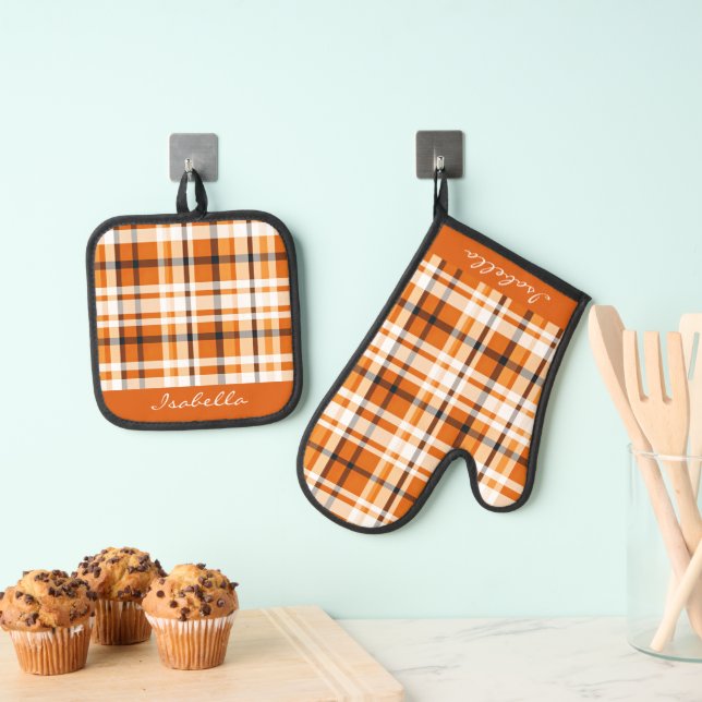 Autumn Plaid Burnt Orange White Black  Oven Mitt & Pot Holder Set (Insitu(Hanging))