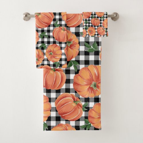 Autumn Pumpkins with Black and White Gingham Fall Bath Towel Set