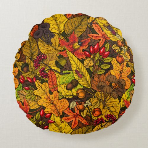Autumn treasures round pillow