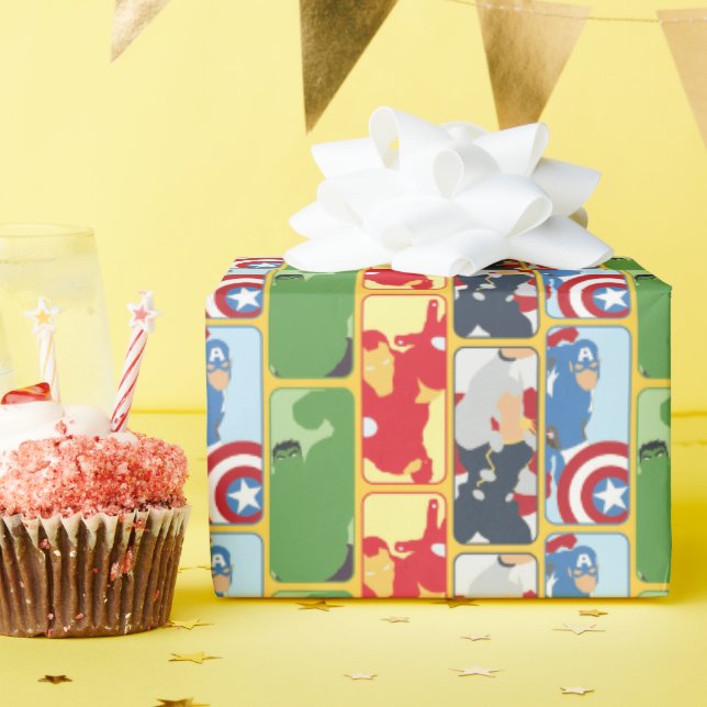 Avengers Iconic Graphic Wrapping Paper (Birthday Party)