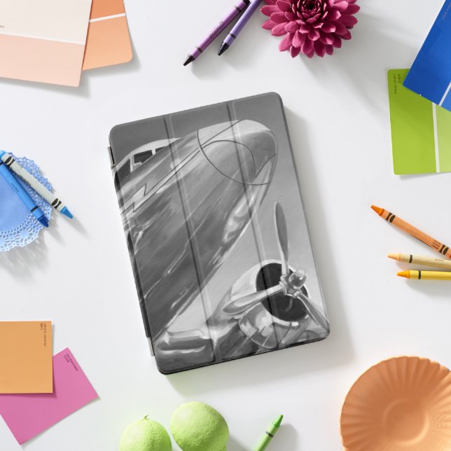 Aviation Icon: Up-Close View iPad Pro Cover (Desk)