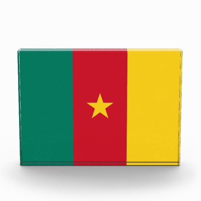 Award with flag of Cameroon (Front)