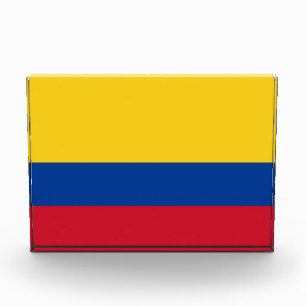 Award with flag of Colombia