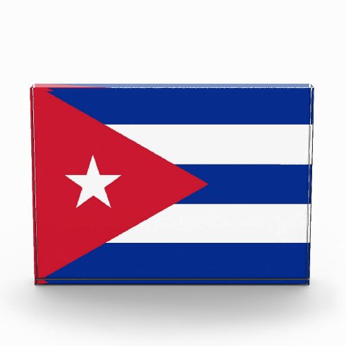 Award with flag of Cuba
