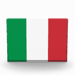 Award with flag of Italy