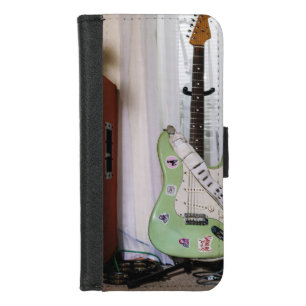 Awesome Acoustic Guitar iPhone 8/7 Wallet Case