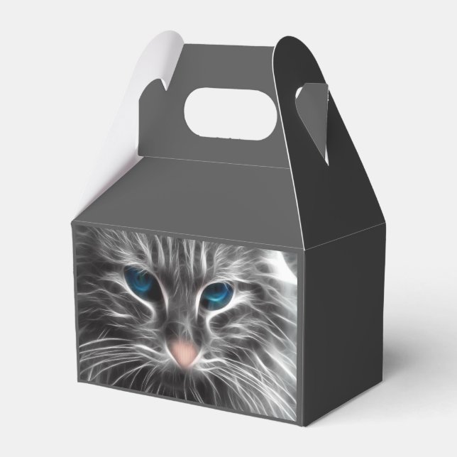 Awesome Blue Eyed Cat Face Favor Boxes (Front Side)