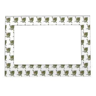 Awesome Chameleon Magnetic Frame
