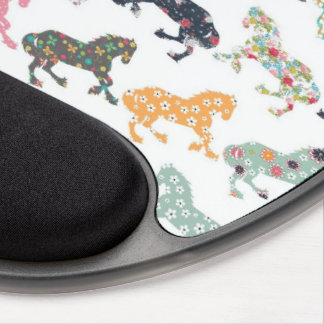Awesome cool trendy horses pattern, vintage floral gel mouse pad