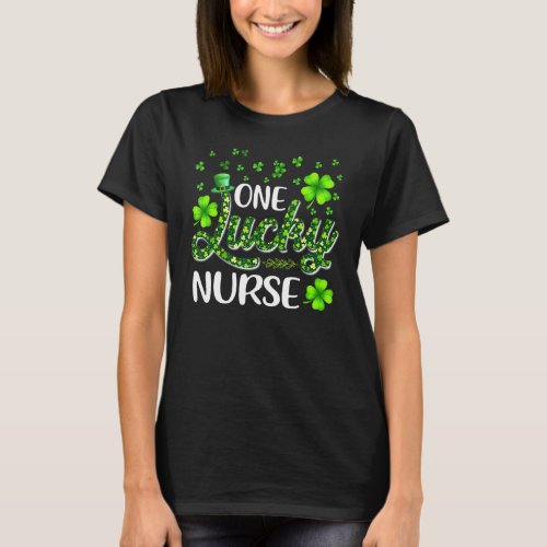 Awesome Irish Nurse St Patricks Day Leopard Glitte T_Shirt