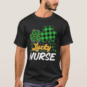 Awesome Irish Nurse St Patricks Day Shamrock Patte T-Shirt