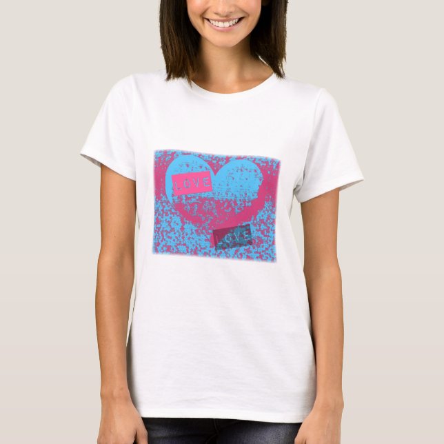 Awesome Retro Colors Love Heart Design T-Shirt (Front)