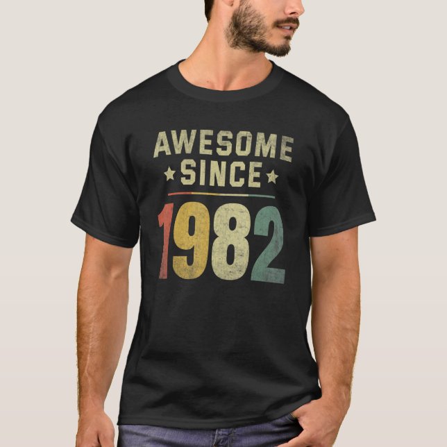 Awesome Since 1982 40th Birthday Retro Men Women T-Shirt (Front)
