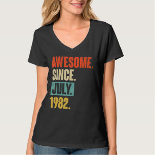 Awesome Since July 1982 40 Year Old 40th Birthday T-Shirt