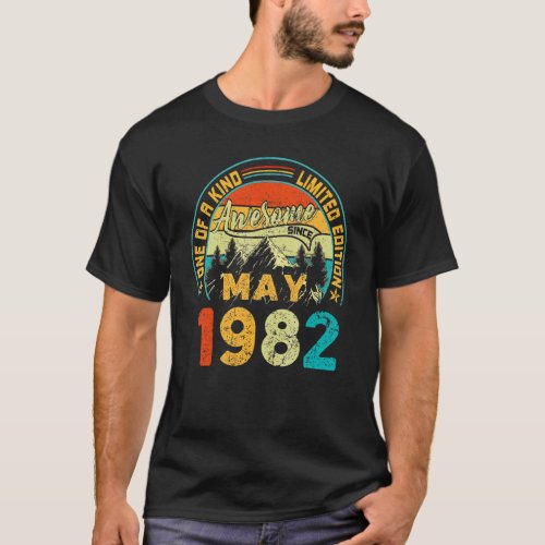 Awesome Since May 1982 40th Birthday  40 Year Old T_Shirt
