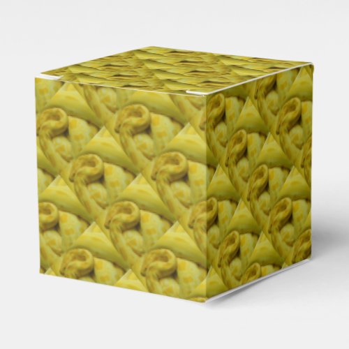 Awesome Yellow Burmese Python Favor Boxes