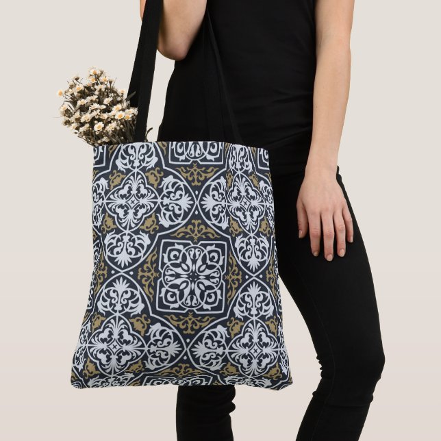 Aztec Design Shoulder Tote Bag (Close Up)