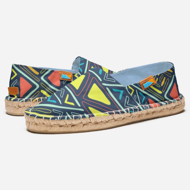 Aztec pattern design illustration espadrilles (Angled)