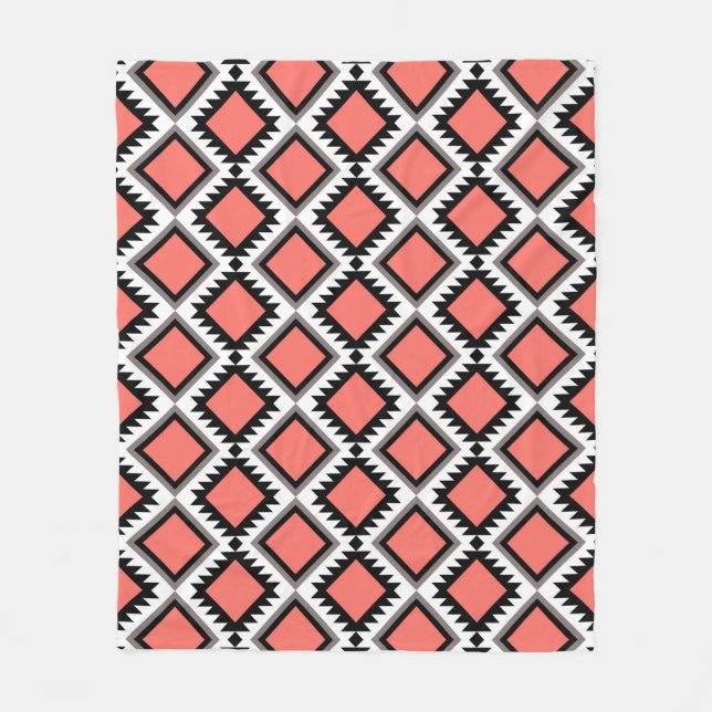 Aztec pattern fleece blanket (Front)