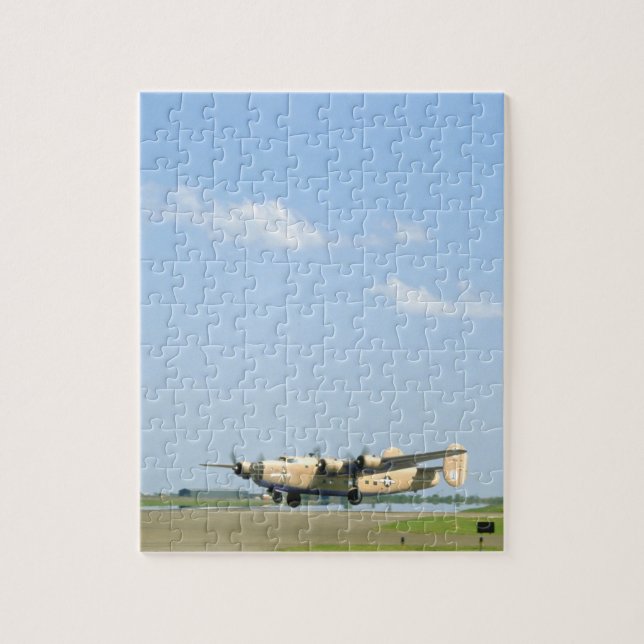 B24 Liberator. (plane;b24_WWII Planes Jigsaw Puzzle (Vertical)
