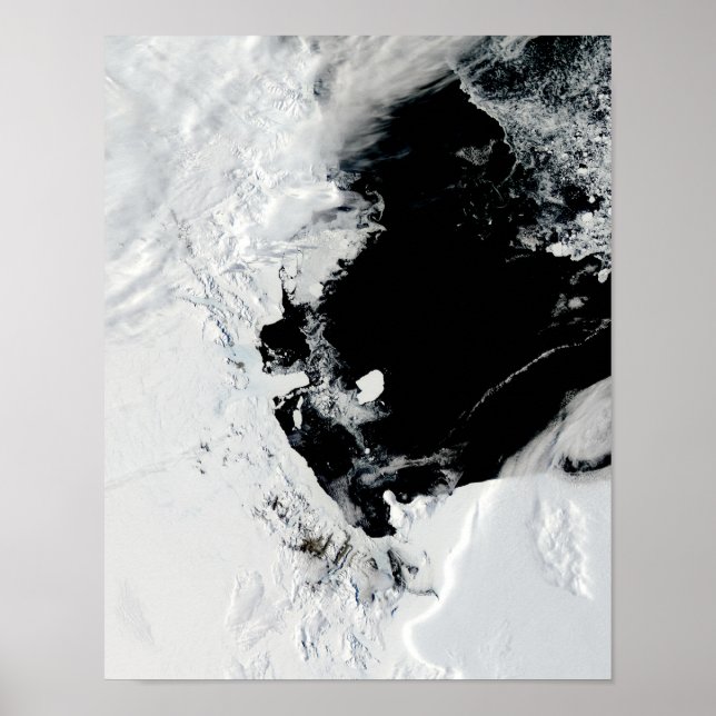 B-15J iceberg in the Ross Sea, Antarctica Poster (Front)