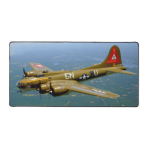 B-17 FLYING FORTRESS DESK MAT