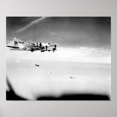 B_17 Flying Fortress Dropping Bombs Poster