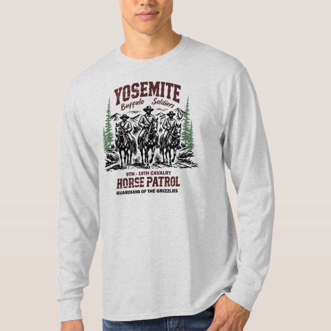 b T-Shirt (Front)