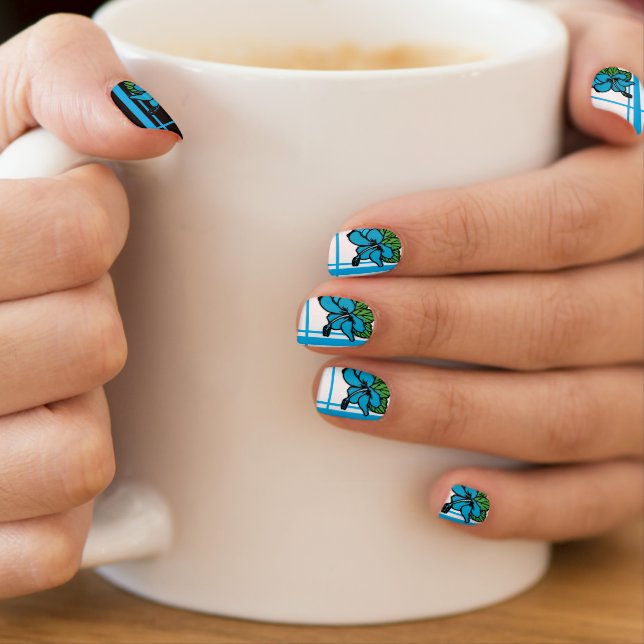 B&W Mix Teal Hibiscus Short Nail Art  (Insitu - Mug)