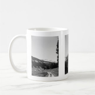 B&W Mountains 11 oz Mug