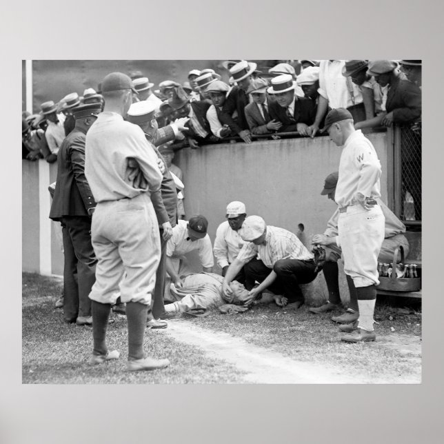 Babe Gets Bonked, 1924 Poster (Front)