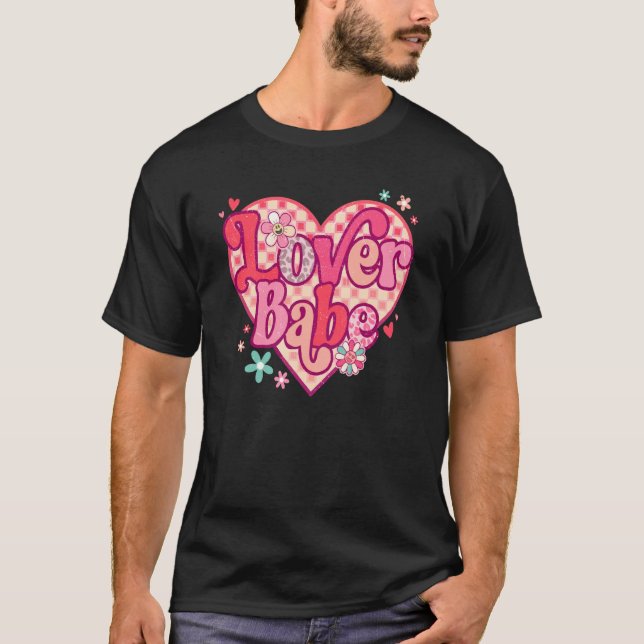 Babe Retro Happy Valentine's Day Groovy Heart T-Shirt (Front)