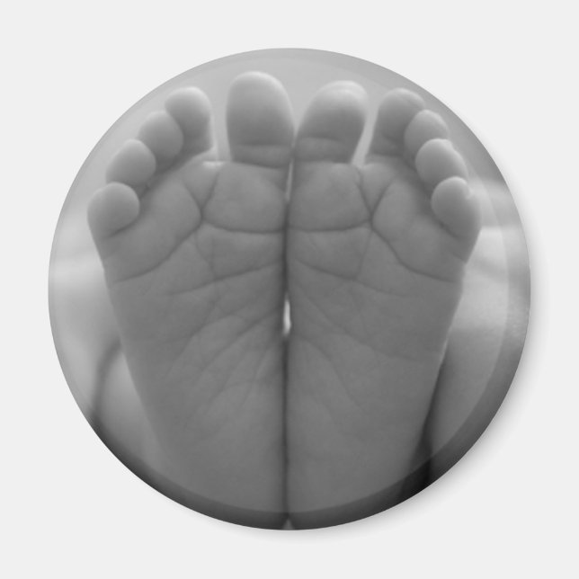 Baby Feet Magnet (Front)