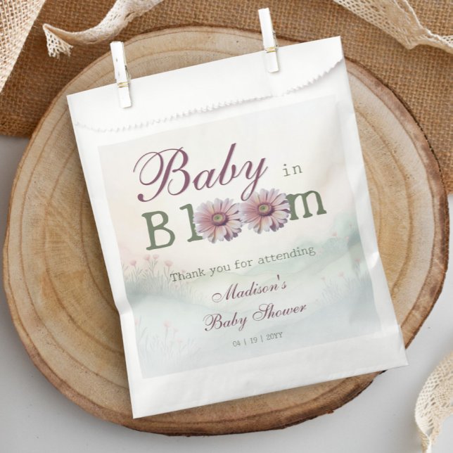 Baby in Bloom Gerber Daisies Baby Shower Favor Bag (Baby in Bloom Gerber Daisies Baby Shower Favor Bag)