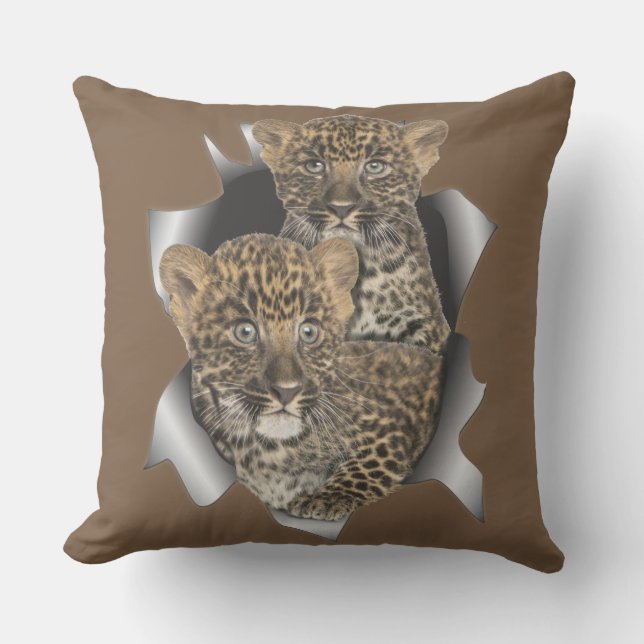 Baby leopards throw pillow (Front)