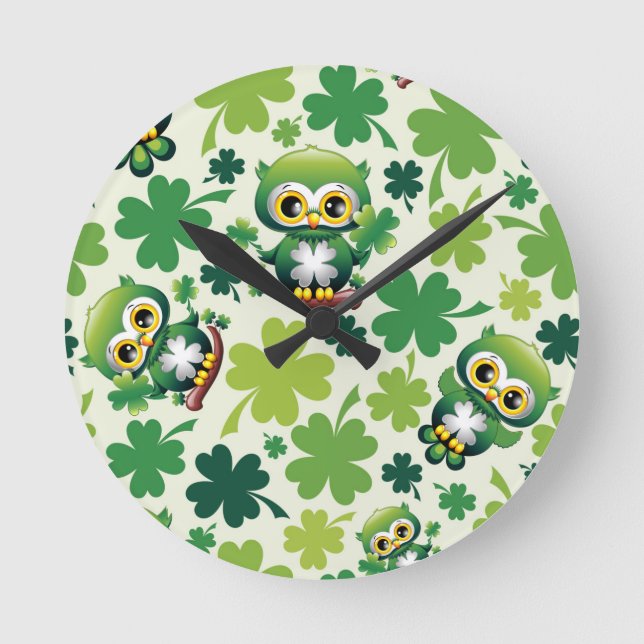 Baby Owl Cute St Patrick Cartoon Round Clock (Front)