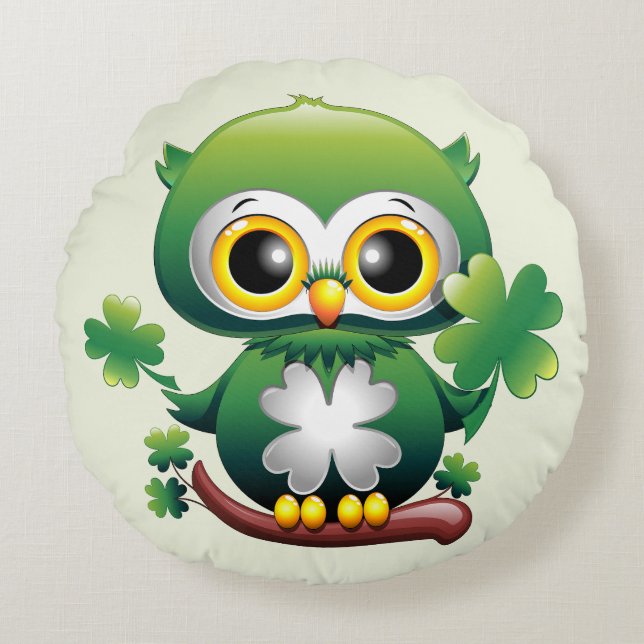 Baby Owl Cute St Patrick Cartoon Round Pillow (Front)
