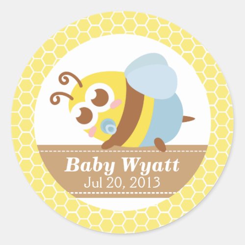 Baby Shower Cute baby Bee with honeycomb pattern Classic Round Sticker