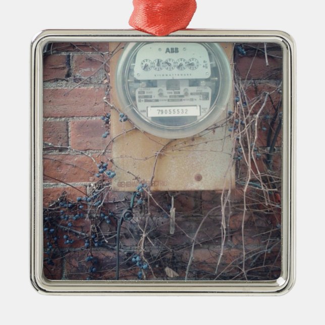 Back alley view metal ornament (Front)