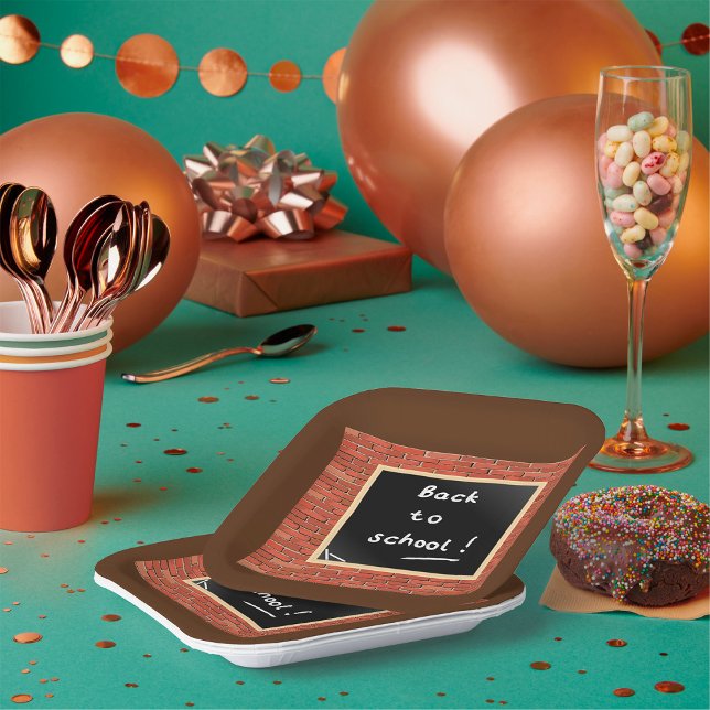 Back To School Chalkboard  Paper Plates (Creator Uploaded)